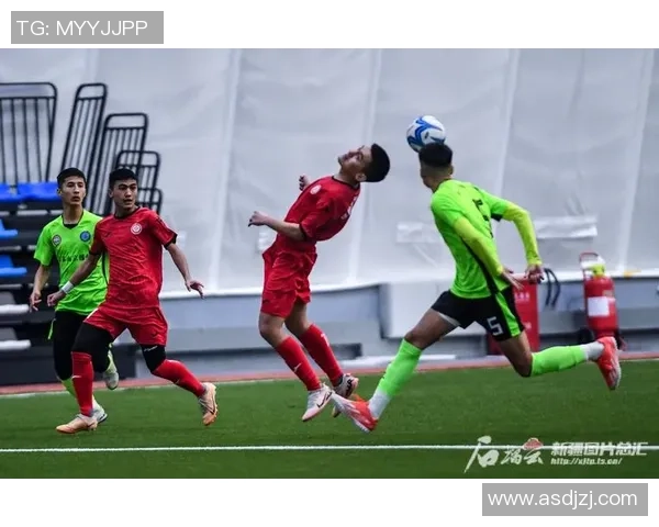 足球明星脱发问题揭秘哪些球员在绿茵场上也为脱发烦恼